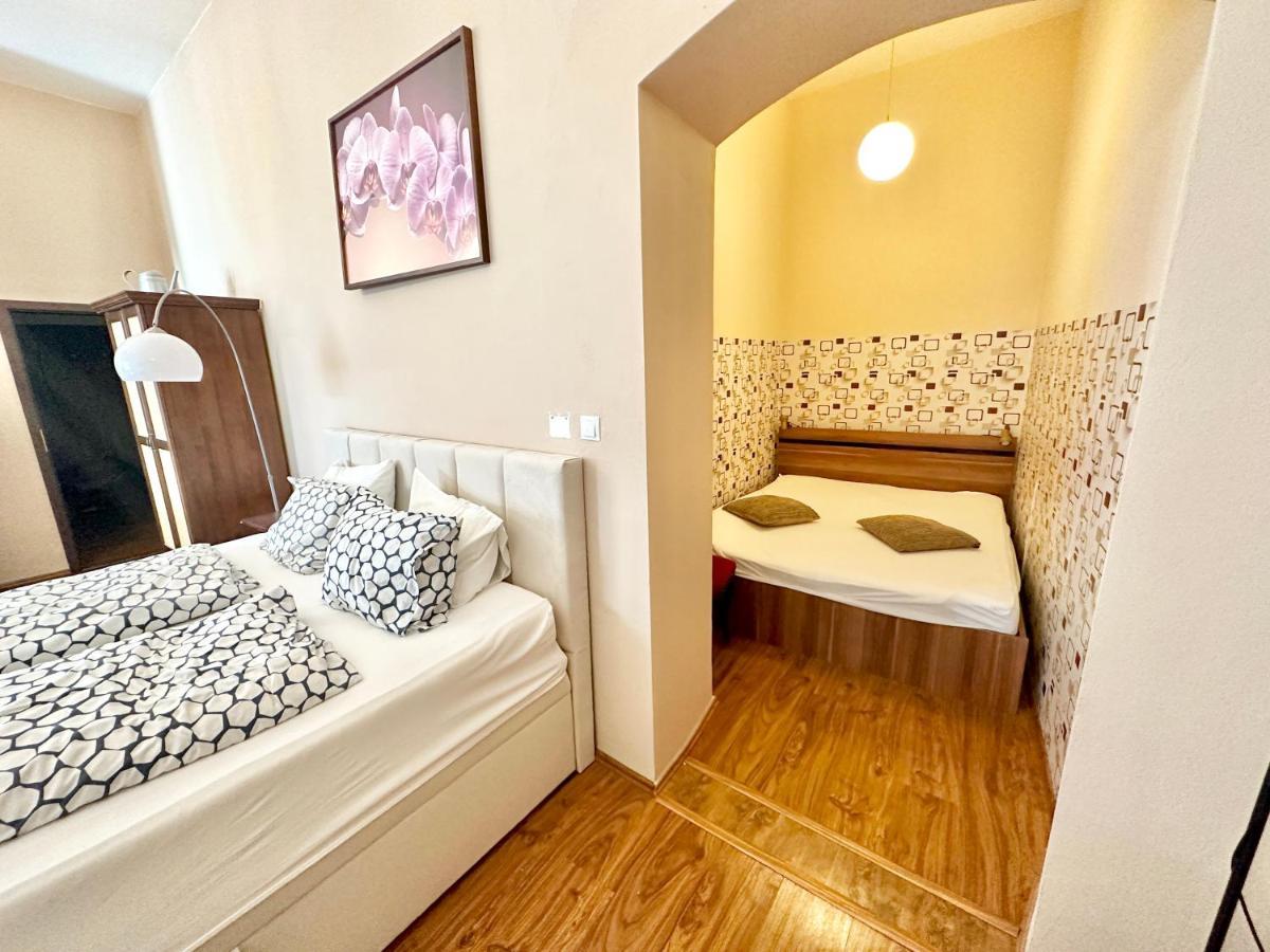 Home Away Main Square Apartment Poprad Exteriér fotografie