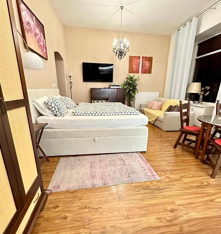 Home Away Main Square Apartment Poprad Exteriér fotografie
